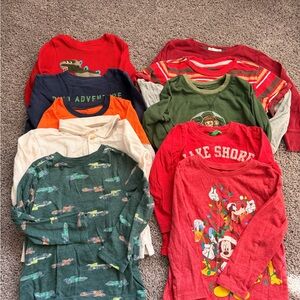 10 Kids Graphic Long Sleeve Shirts